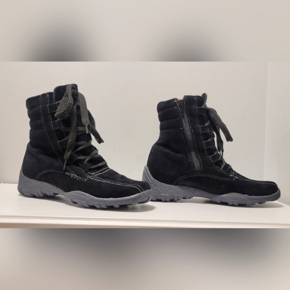 Vintage Blondo Women's Suede Pure Wool Waterproof, Size 7 Snow Boots